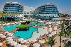 Vikingen Infinity Resort & Spa